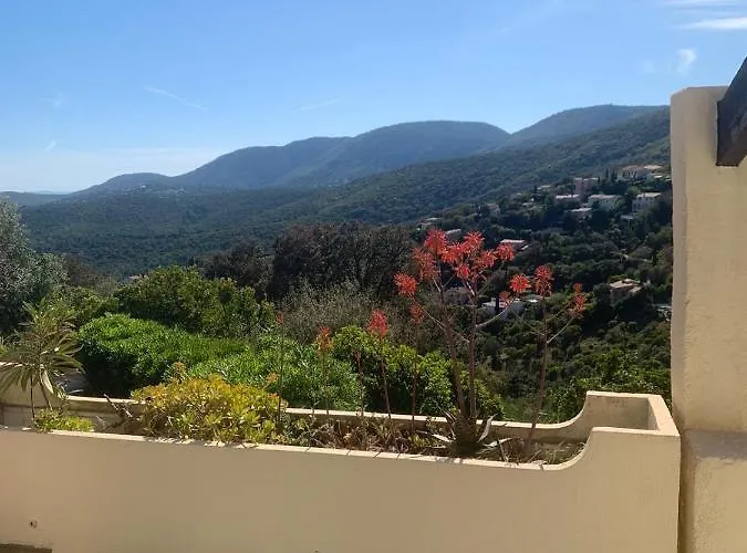 Les Emeraudes 아파트 *