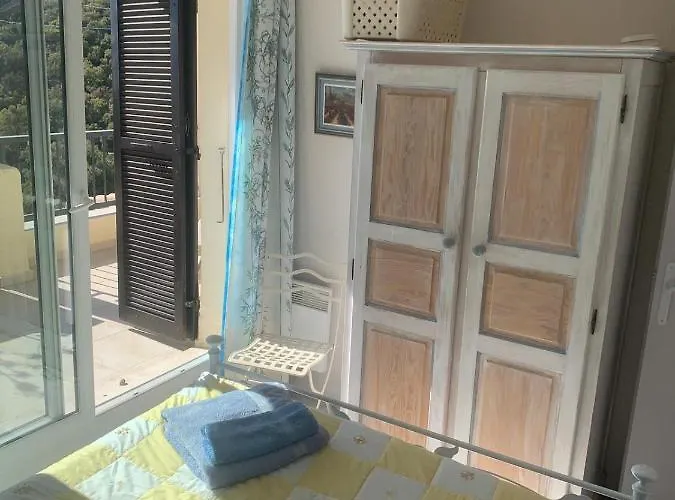 Les Emeraudes * 라크루아발메르